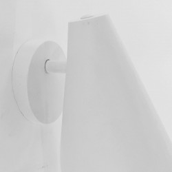 Aplique de pared moderno, Serie Lisboa, estructura metálica en acabado blanco arenado, 1 luz.