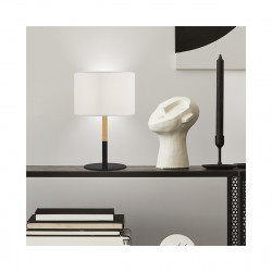 Lámpara de sobremesa, Serie Arnold, estructura metálica en acabado negro, con elementos de madera, 1 luz, con pantalla