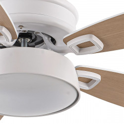 Lámpara de techo Ventilador DC, Serie Braw, en acabado Blanco, con 5 aspas reversibles color Blanco/Haya.