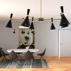 Lámpara de Techo Retro, estructura metálica en acabado negro y oro, con elementos de latón en acabado satinado