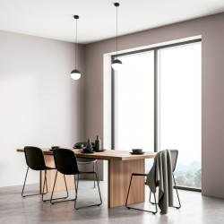 La lámpara de techo colgante moderno, Serie Eclipse, es una pieza de diseño elegante y minimalista.