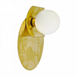 Lámpara / aplique de pared  es una lámpara elegante y atemporal que sería una adición perfecta a cualquier hogar.