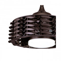 El ventilador de techo Alum negro con motor DC es un modelo eficiente y silencioso