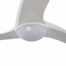 El ventilador de techo Ivara - LM8804 es un ventilador de techo moderno y elegante con un acabado blanco.